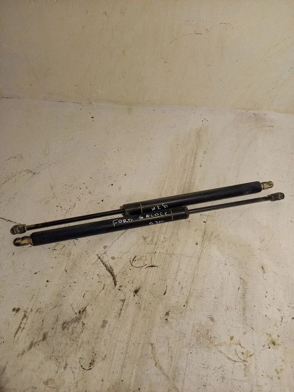 Tailgate/trunk strut/damper – Ford Galaxy (1995-2000)