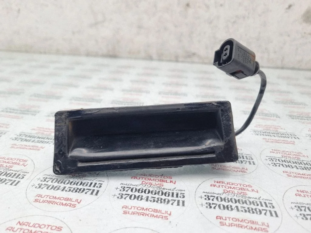 Tailgate/trunk/boot exterior handle – Volkswagen Touareg I (2002-2010)