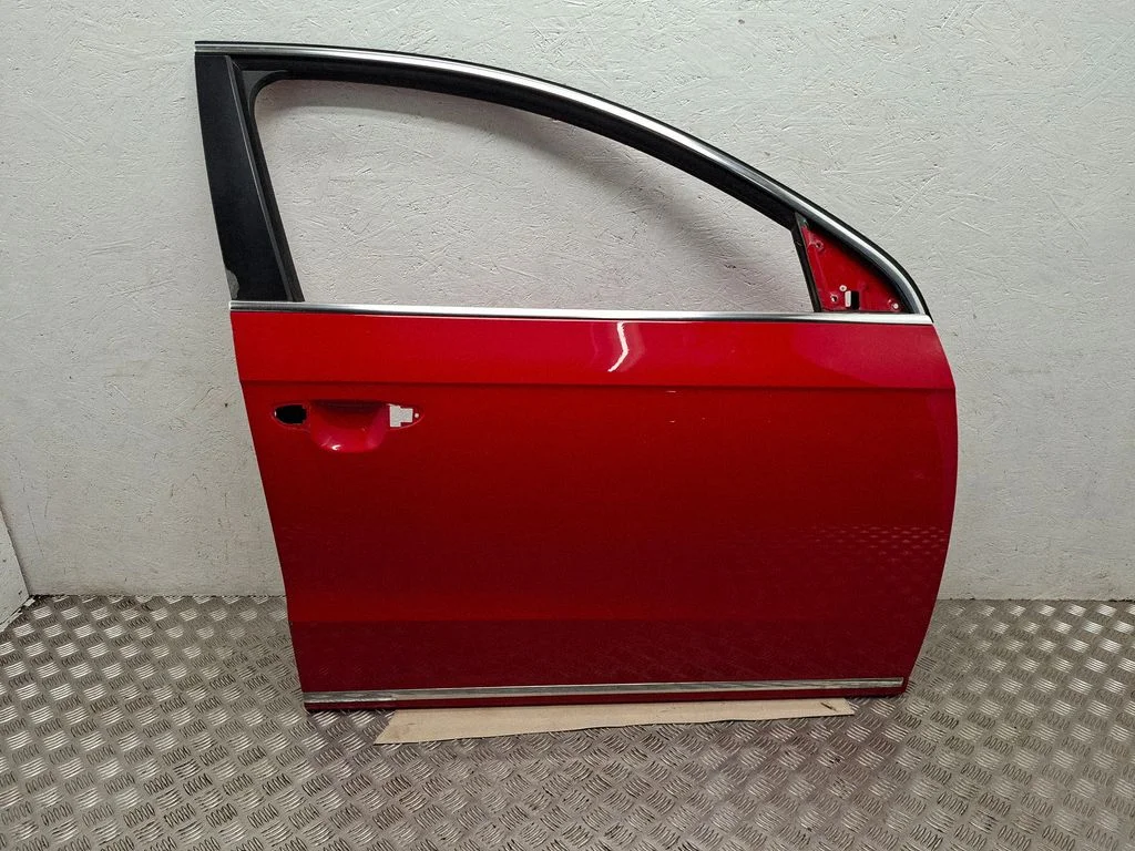 Front door – Volkswagen Passat CC (2008-2016)