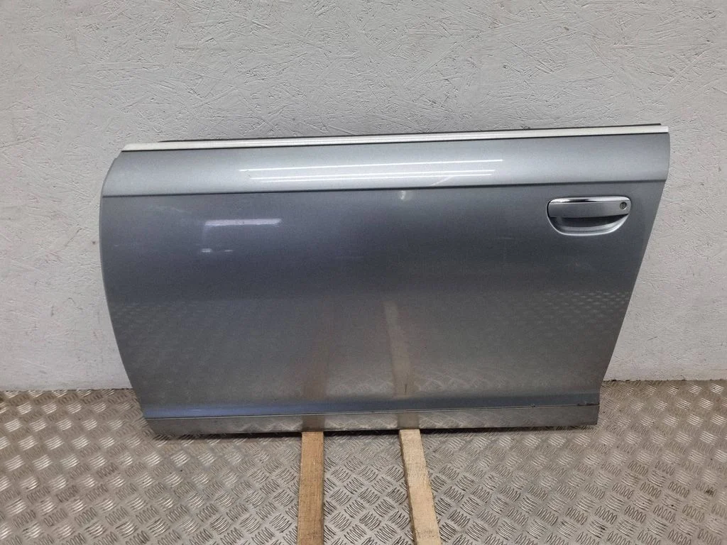 Esiuks – Audi A6 Allroad C6 (2006-2011)