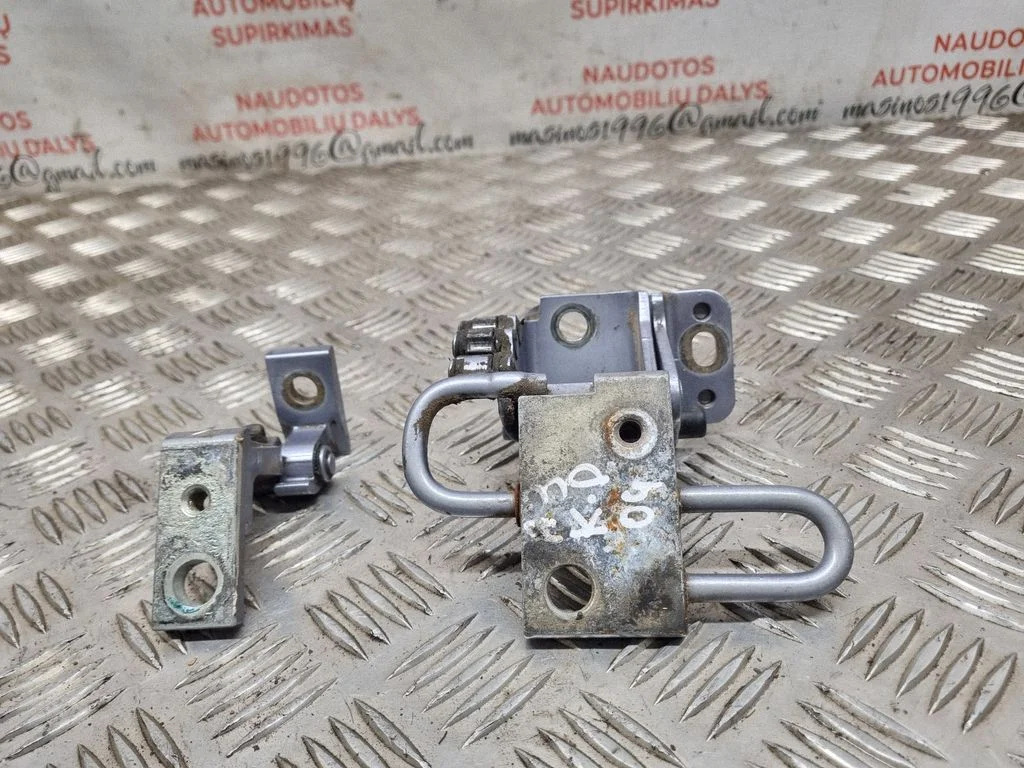 Front door hinges set – Audi A3 S3 8P (2003-2012)
