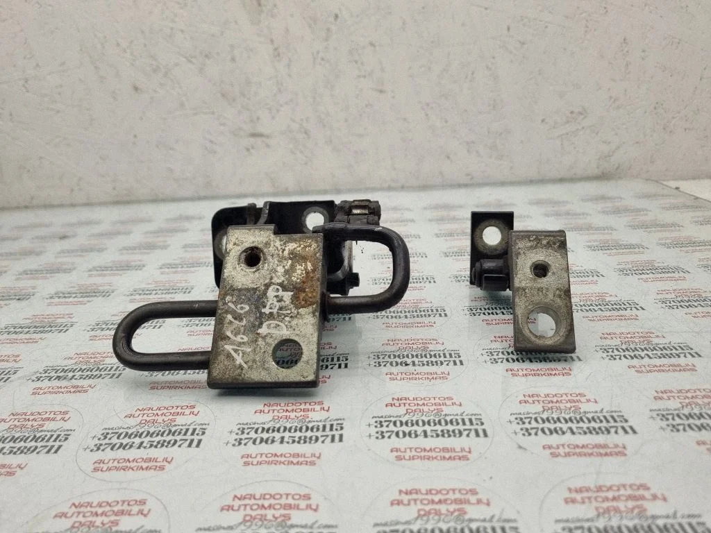 Front door hinges set – Audi A6 Allroad C6 (2006-2011)
