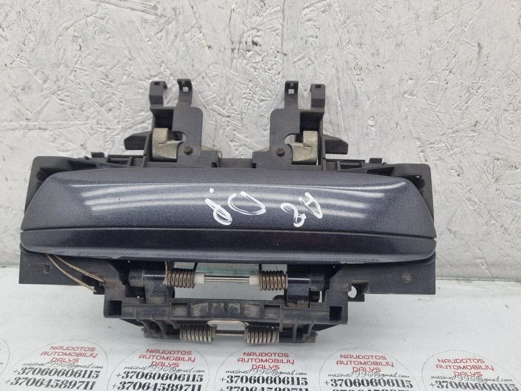 Front door exterior handle – Audi A8 S8 D3 4E (2002-2009)