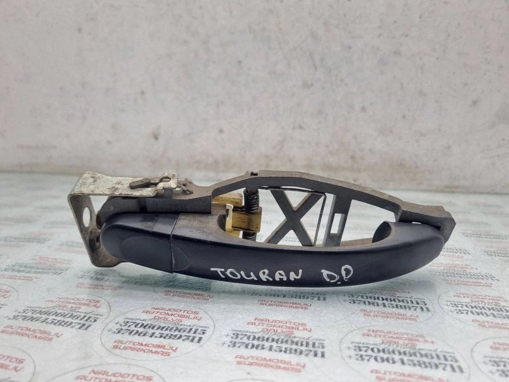 Esiukse välimine käepide – Volkswagen Touran I (2003-2010)