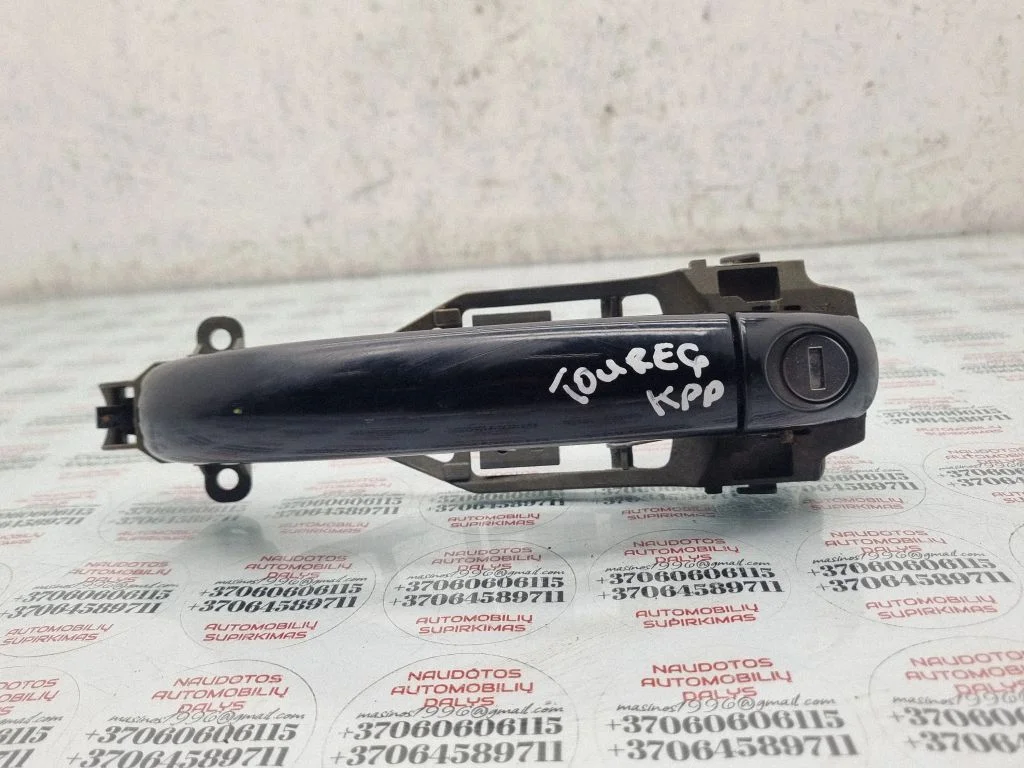 Front door exterior handle – Volkswagen Touareg I (2002-2010)