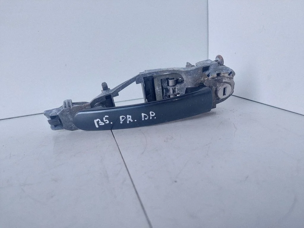 Front door exterior handle 3B0837885