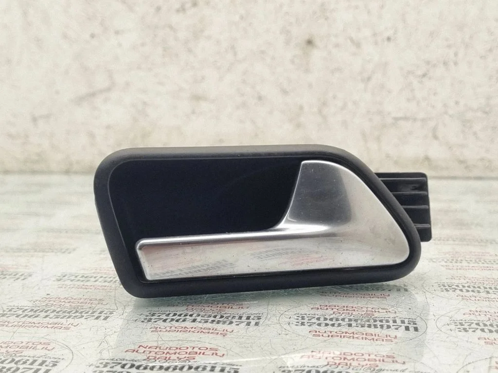Front door interior handle 1T1837114C
