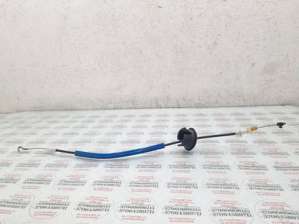 Front door cable line – front left