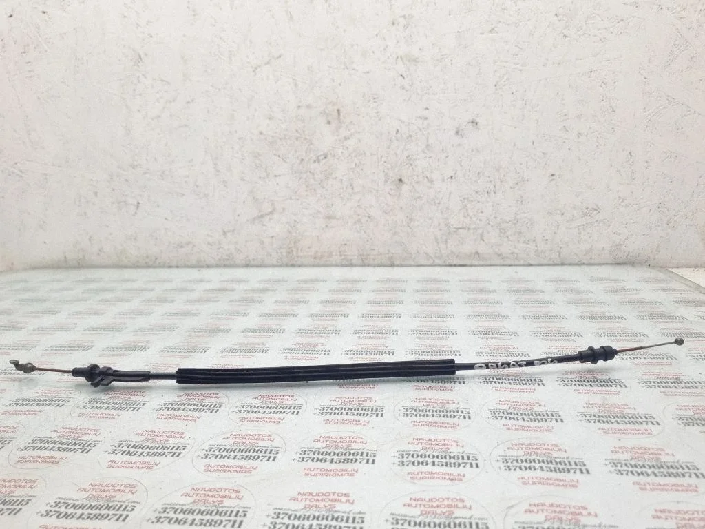 Front door cable line – Volkswagen Passat CC (2008-2016)