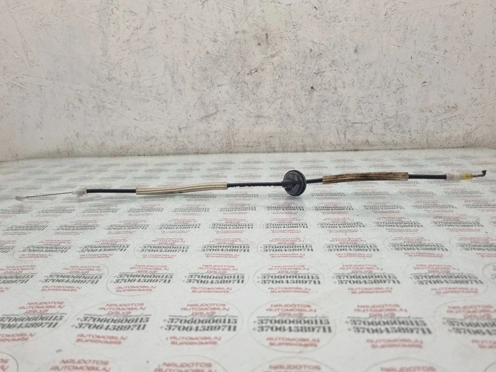 Front door cable line – Volkswagen Touareg I (2002-2010)