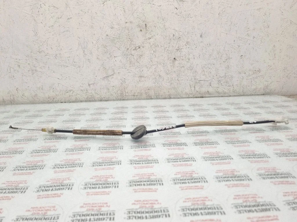 Front door cable line – Volkswagen Touareg I (2002-2010)