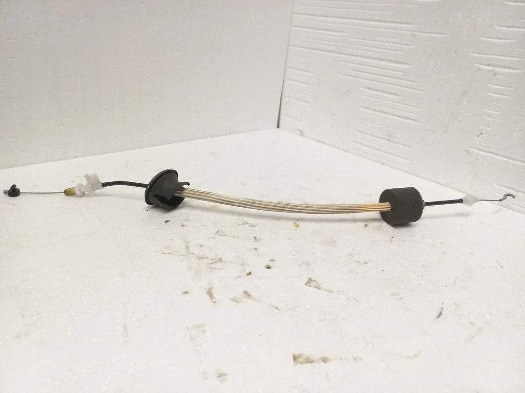 Front door cable line – Audi A6 Allroad C6 (2006-2011)
