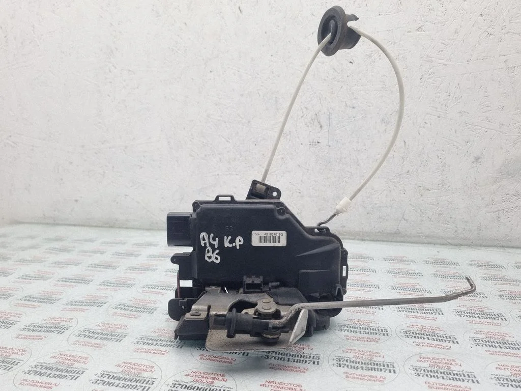 Esiukse lukk 4B1837015G