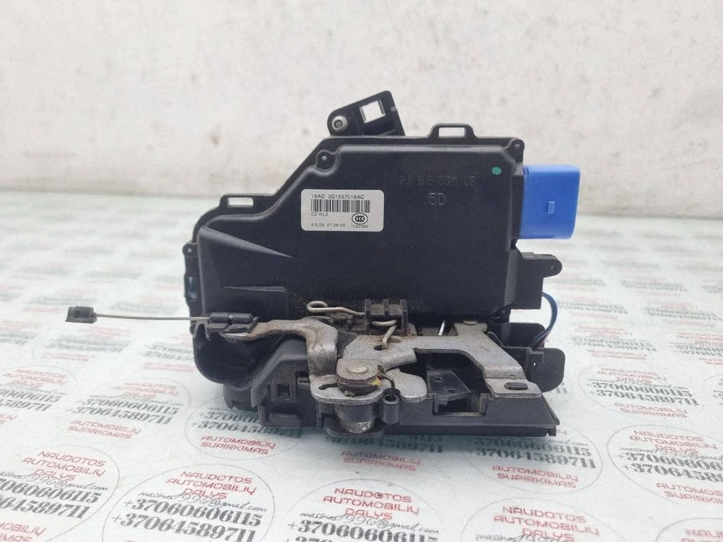 Esiukse lukk 3D1837016AC