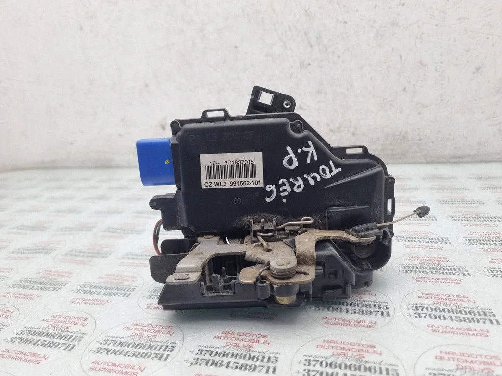 Esiukse lukk 3D1837015