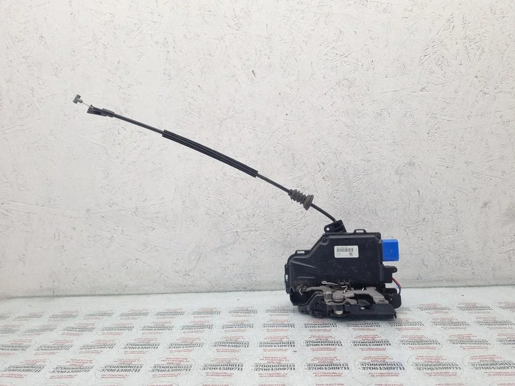 Front door lock 3D1837016AC