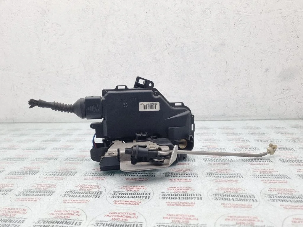 Esiukse lukk 4B1837015G