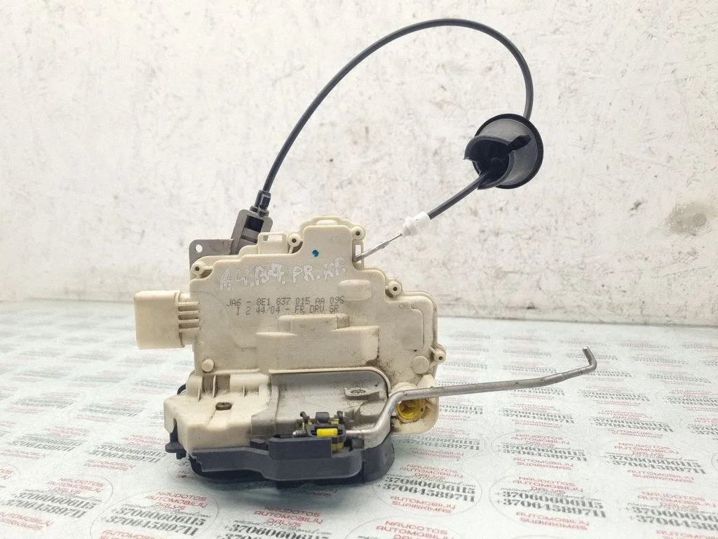 Zamek drzwi przednich – Audi A4 S4 B7 8E 8H (2005-2008)