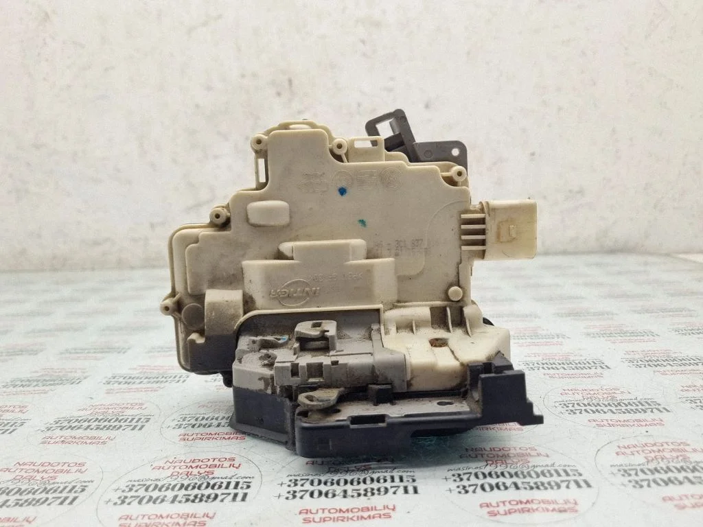 Front door lock 3C1837016A
