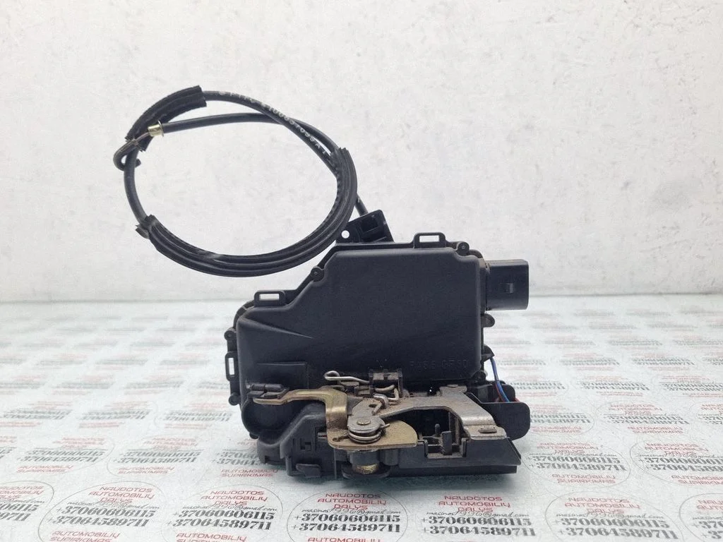 Front door lock 1U0837099A