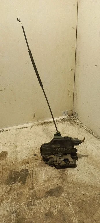 Front door lock 3B2837016H
