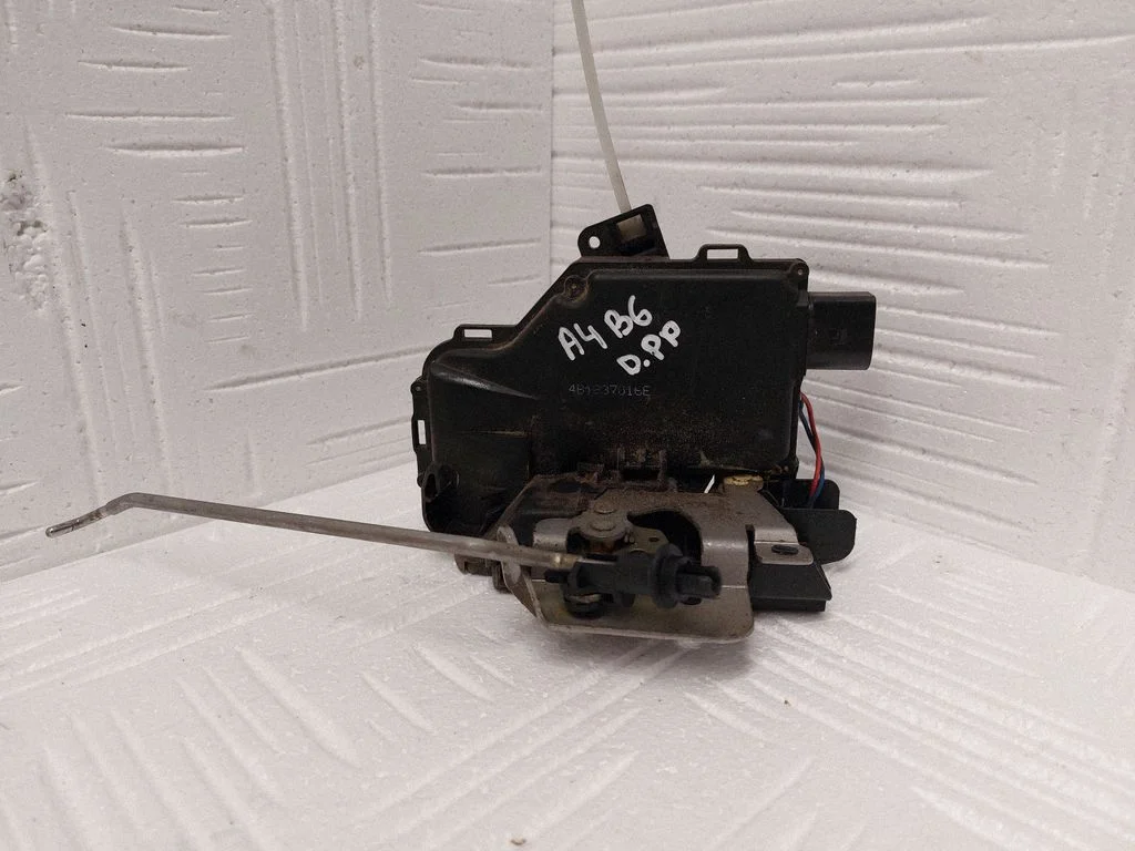 Esiukse lukk PA6630GF