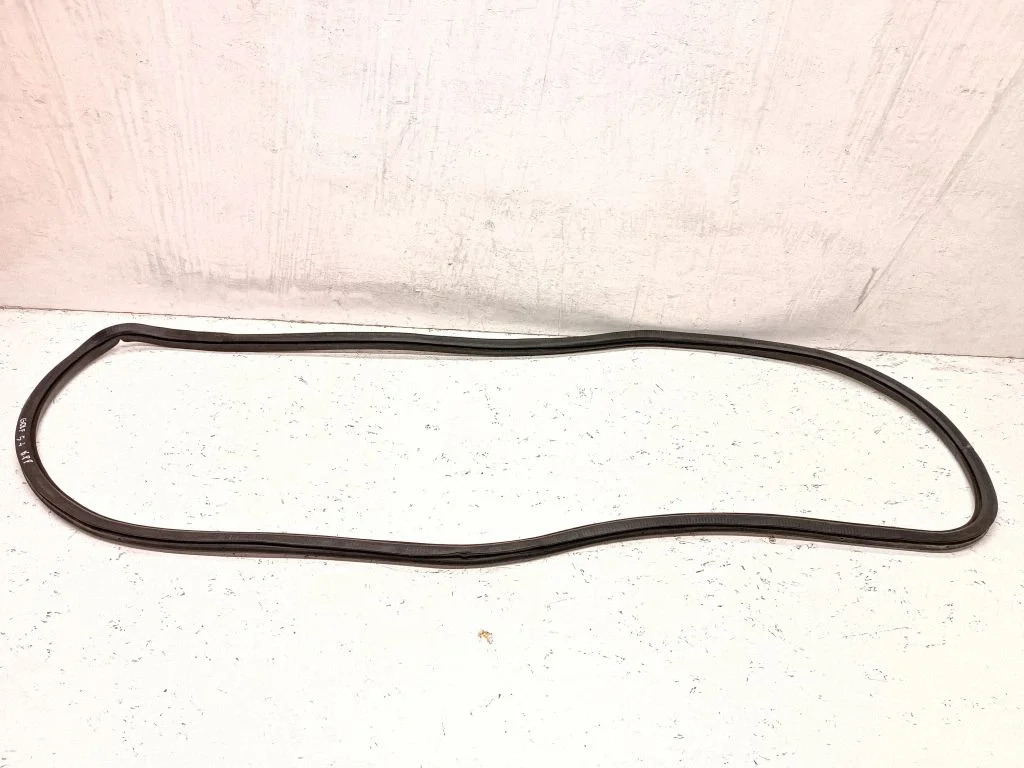 Front door rubber seal – Volkswagen Golf Plus (2005-2013)