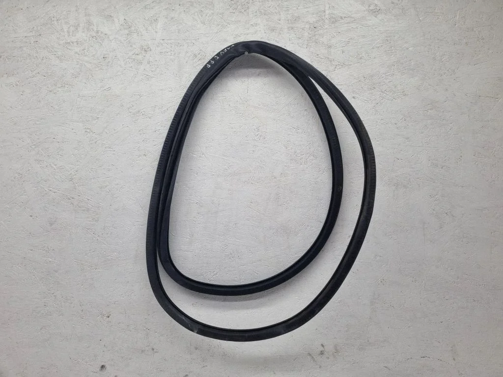 Esiukse tihend (kere pool) – Seat Exeo (3R) (2008-2013)