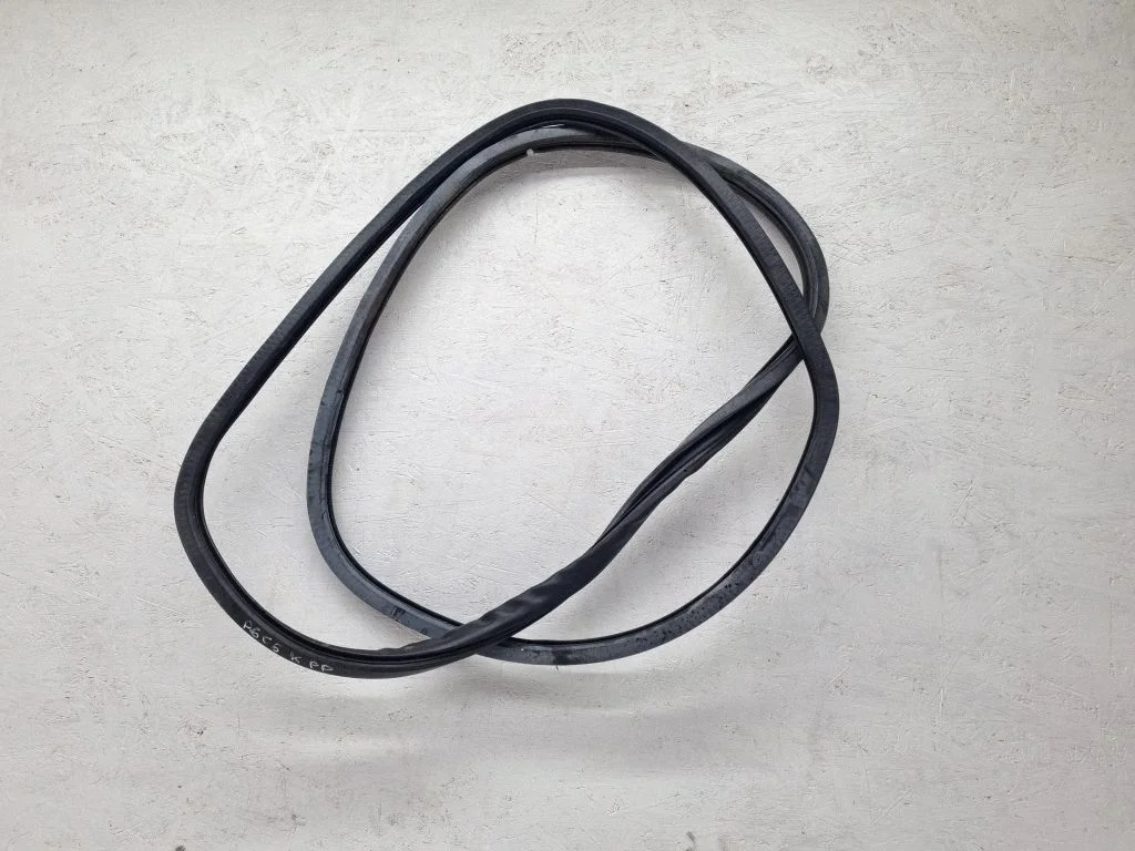 Front door rubber seal – Audi A6 Allroad C6 (2006-2011)