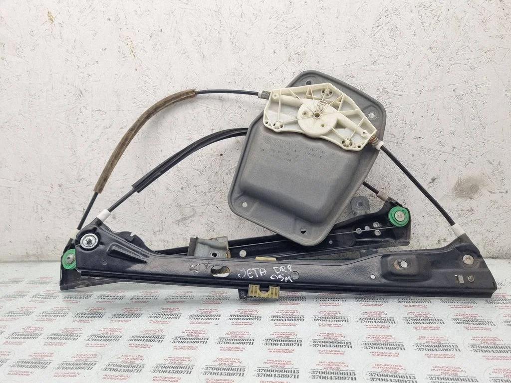 Priekšējā el. loga pacēlāja mehānisms bez motoriņa 1K5837462B