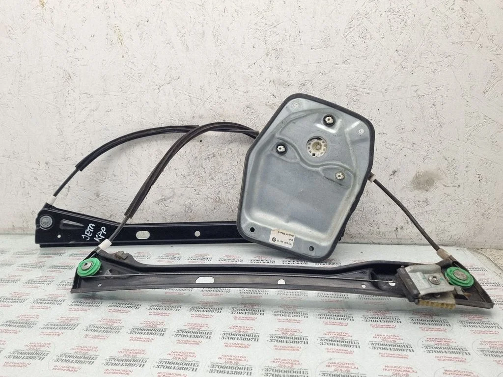 Priekšējā el. loga pacēlāja mehānisms bez motoriņa 1K5837461B
