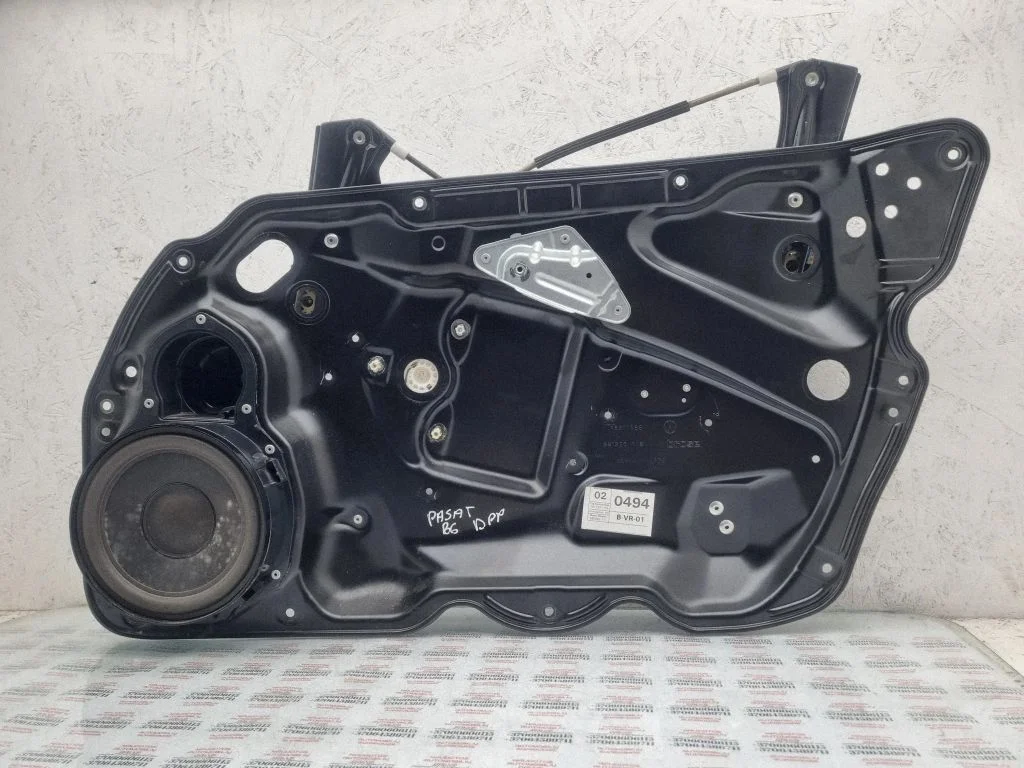 Priekšējā el. loga pacēlāja mehānisms bez motoriņa 3C1837756G