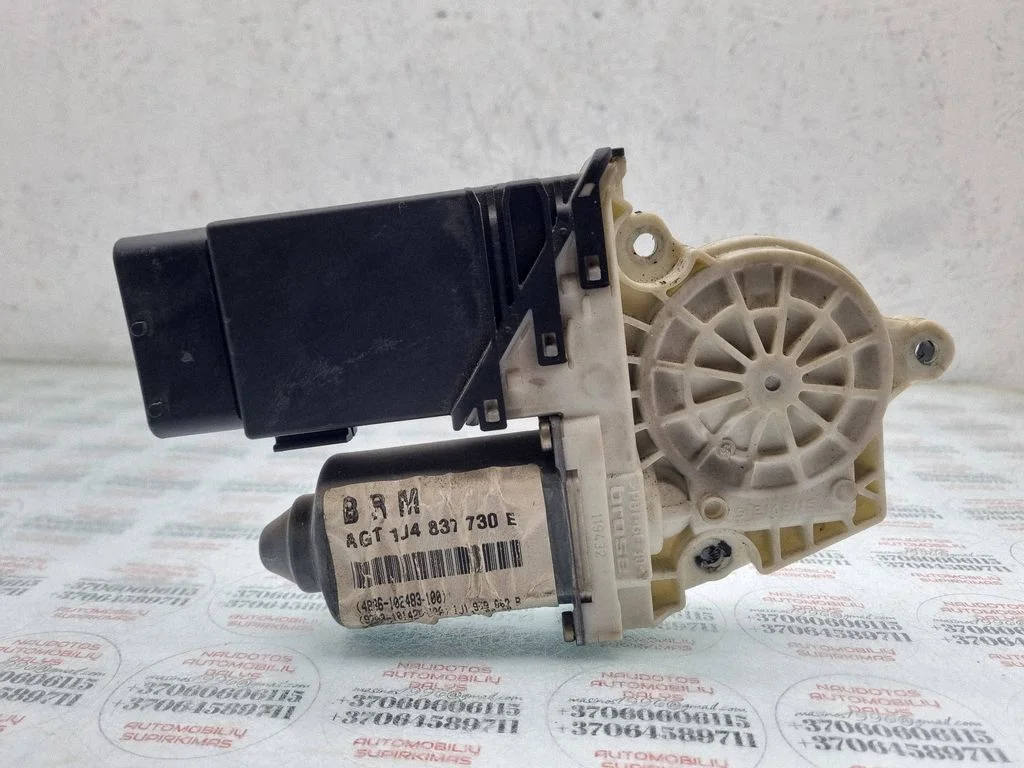 Front door window regulator motor 1J4837730E