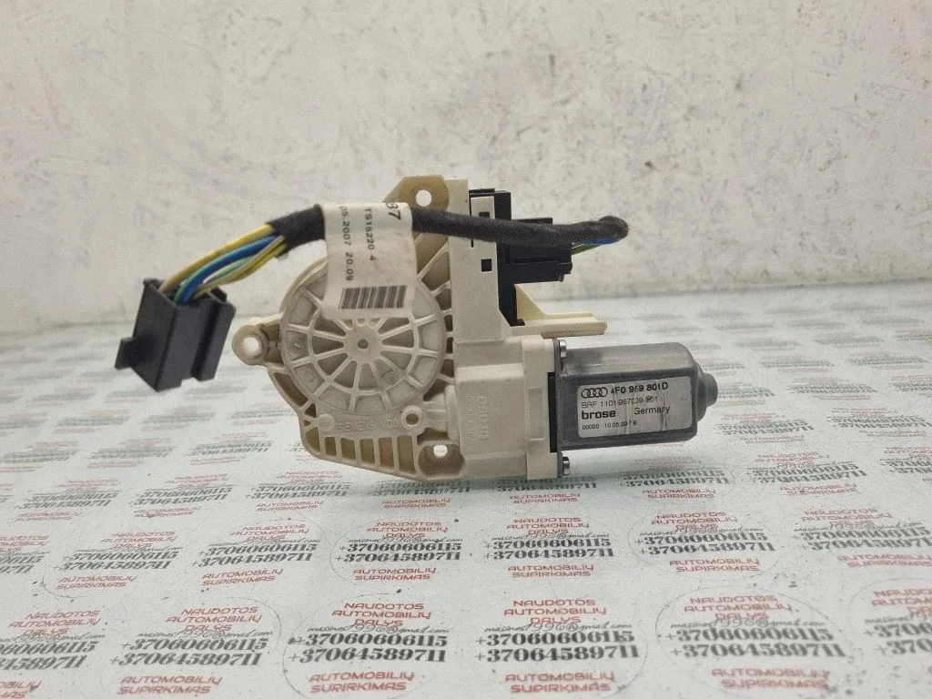 Front door window regulator motor 4F0959801D
