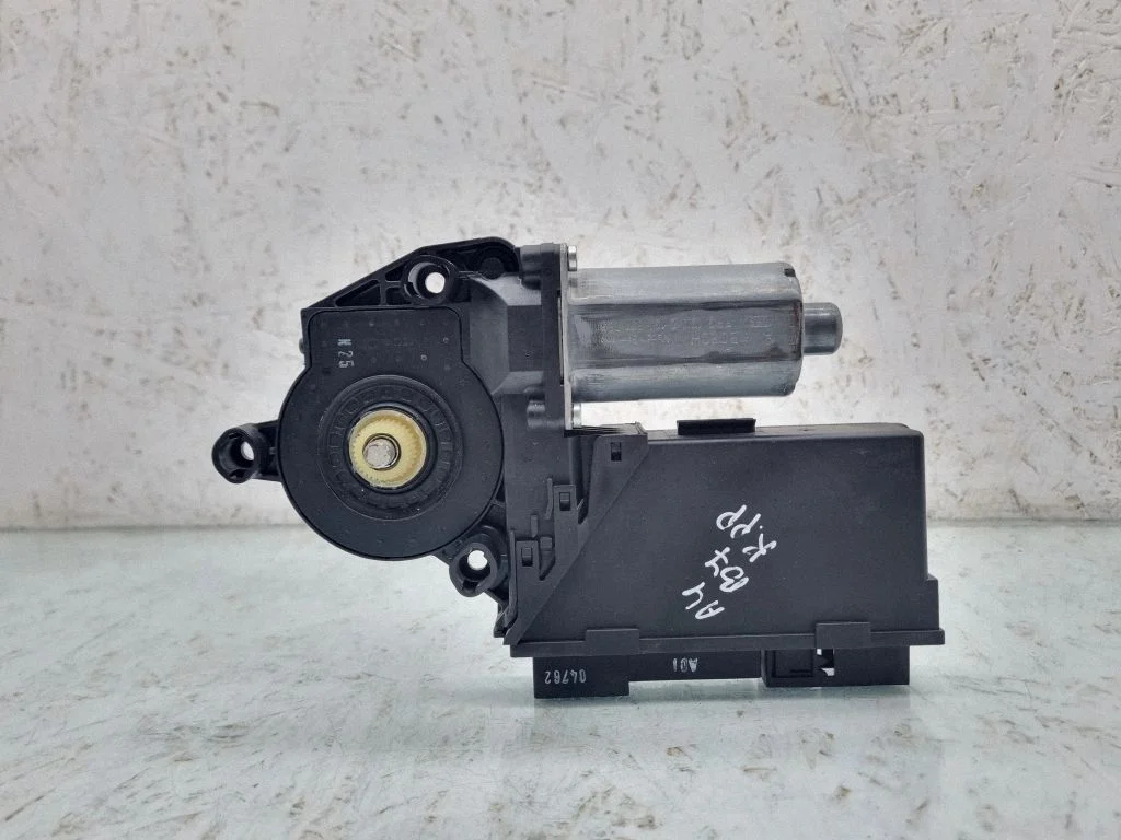 Front door window regulator motor 8E1959801H