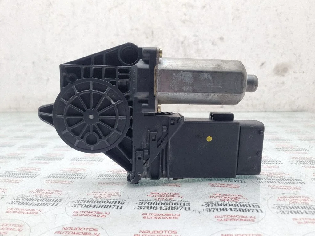 Front door window regulator motor 119107100