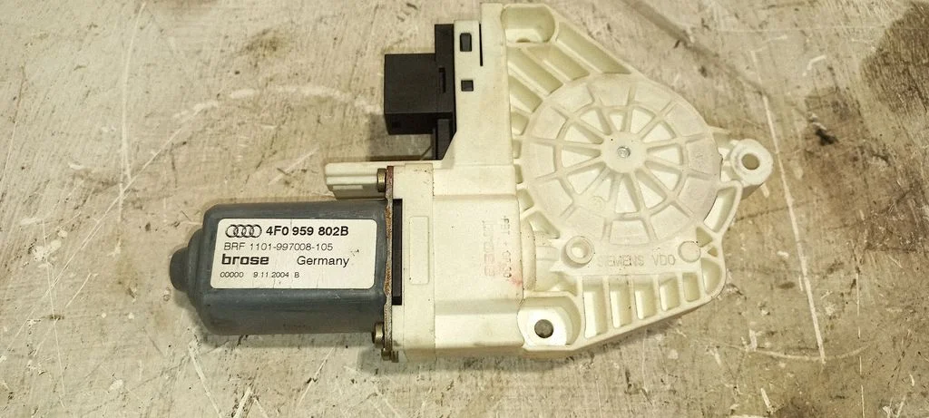 Front door window regulator motor – Audi A6 Allroad C6 (2006-2011)