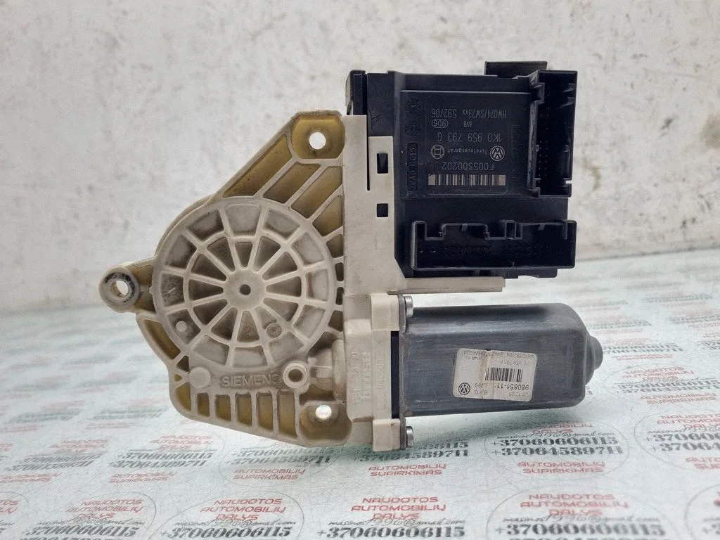 Front door window regulator motor 0536009302