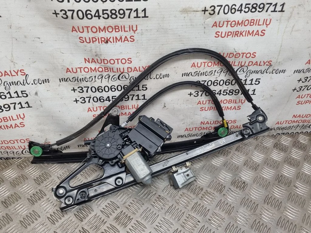 Front door window regulator with motor 7M0837402M