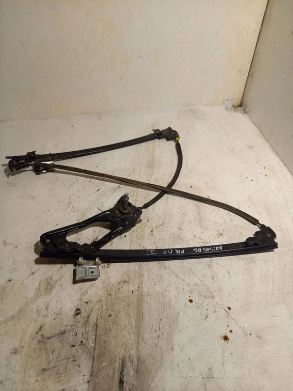 Front door window regulator with motor – Ford Galaxy (1995-2000)