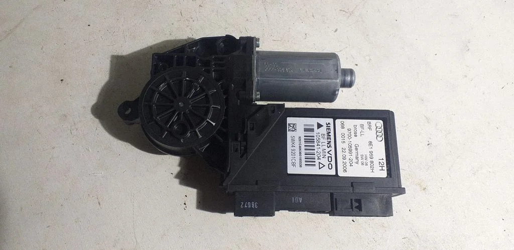 Front door window regulator motor 8E1959802H