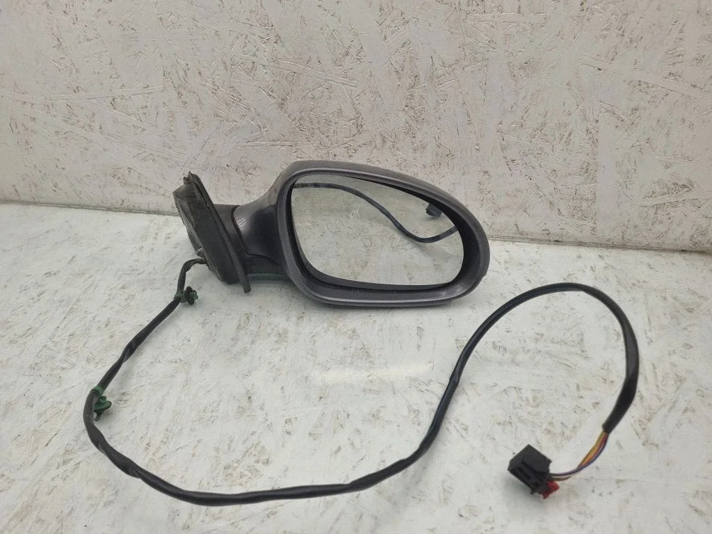 Spogulis (elektriski regulējams) – Volkswagen Passat B6 (2005-2010)