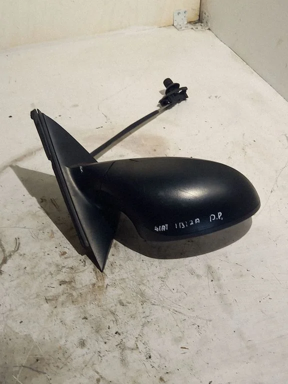 Front door electric wing mirror 014142