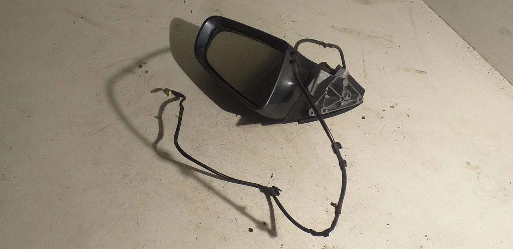 Front door electric wing mirror 010681
