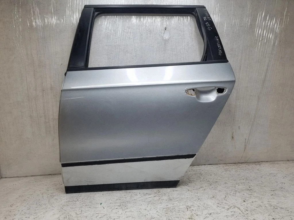 Rear door 3C9833311