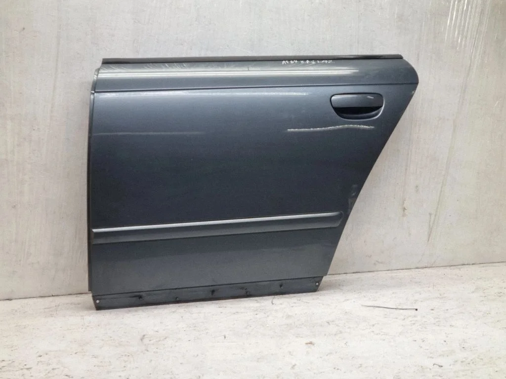 Rear door 8E0833345