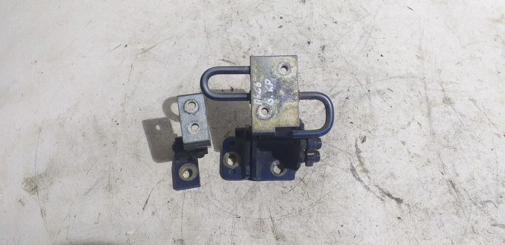 Tagaukse hingede komplekt – Audi A6 Allroad C5 (1999-2005)