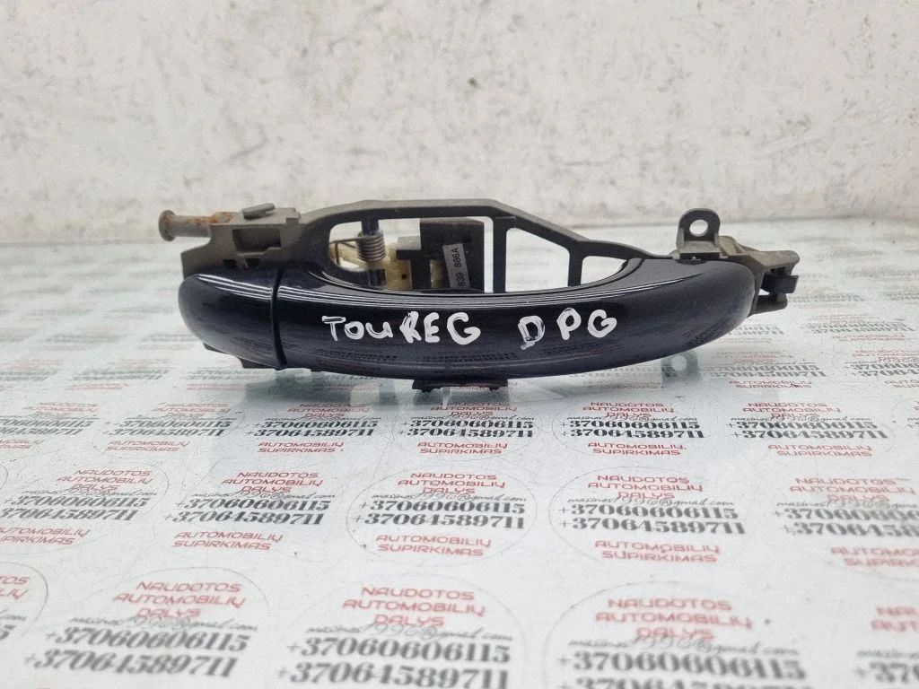 Tagaukse välimine käepide – Volkswagen Touareg I (2002-2010)