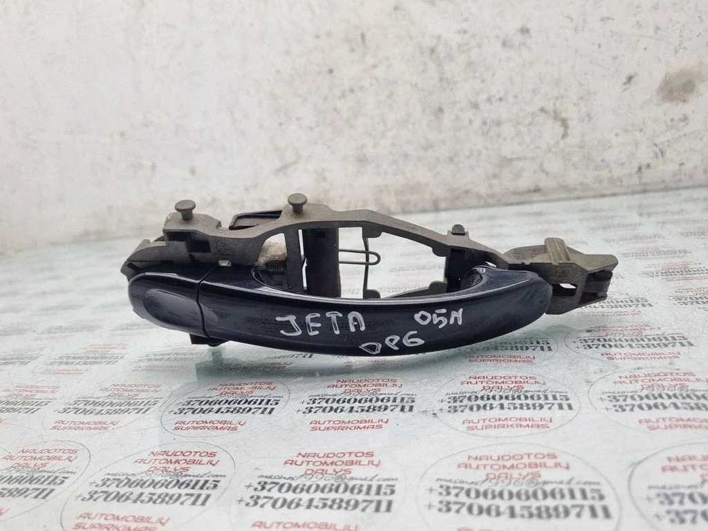 Rear door exterior handle – Volkswagen Jetta V (2005-2010)