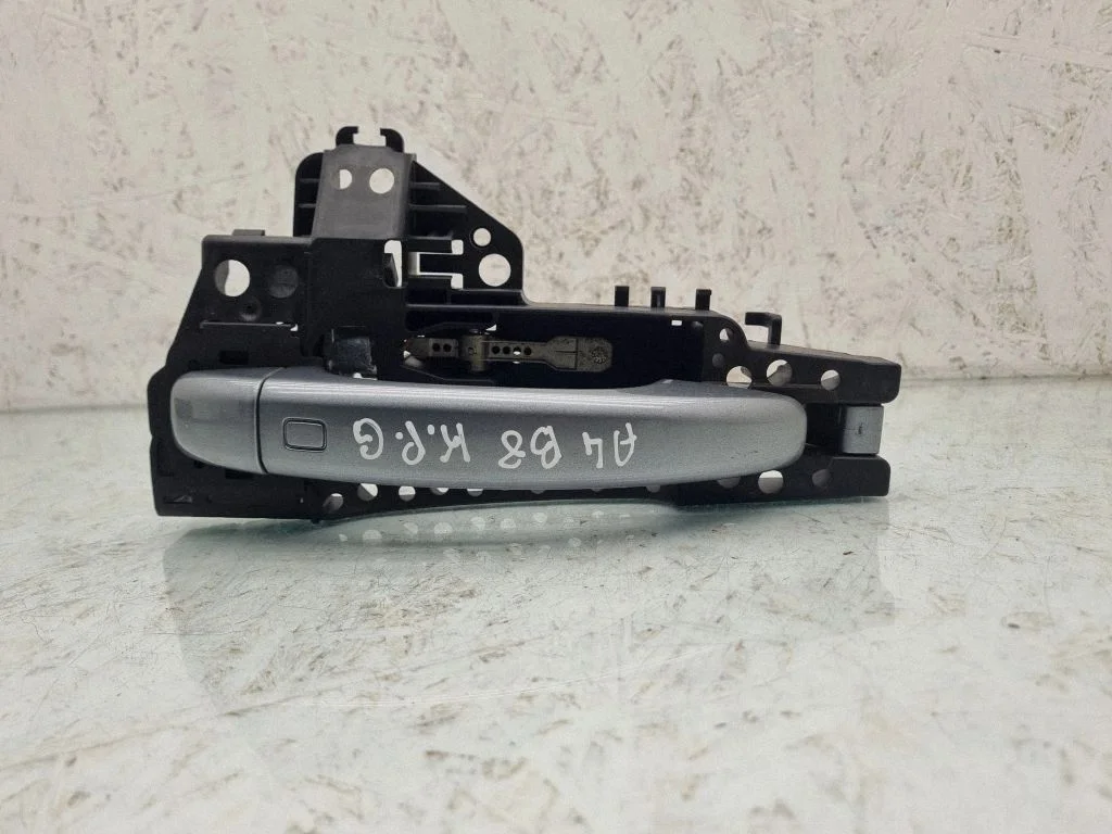 Rear door exterior handle – Audi A4 Allroad B8 (2008-2016)